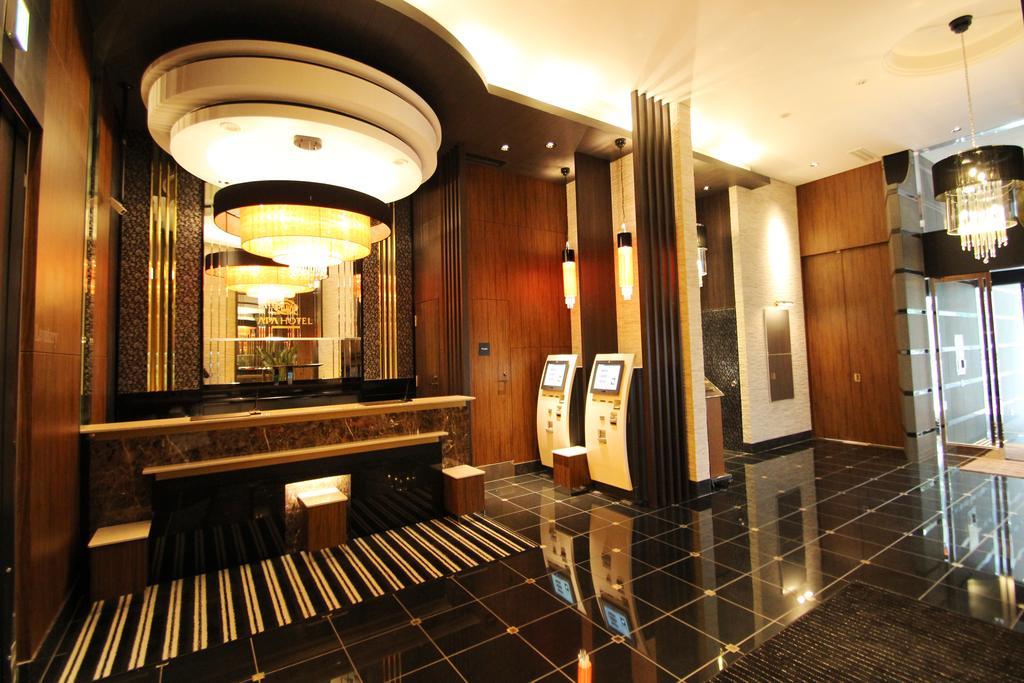 Apa Hotel Roppongi Itchome Ekimae Tokyo Exterior photo